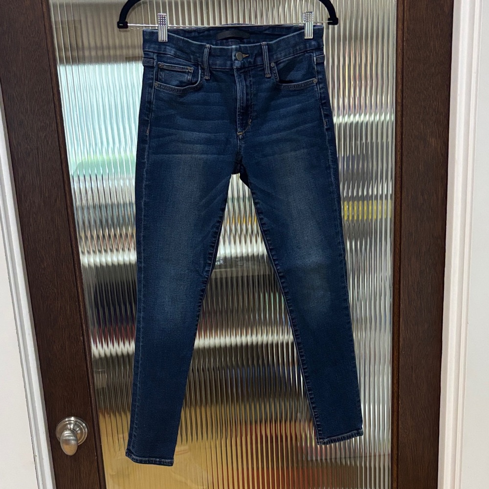 The Icon- Joe’s Jeans- Skinny Jeans